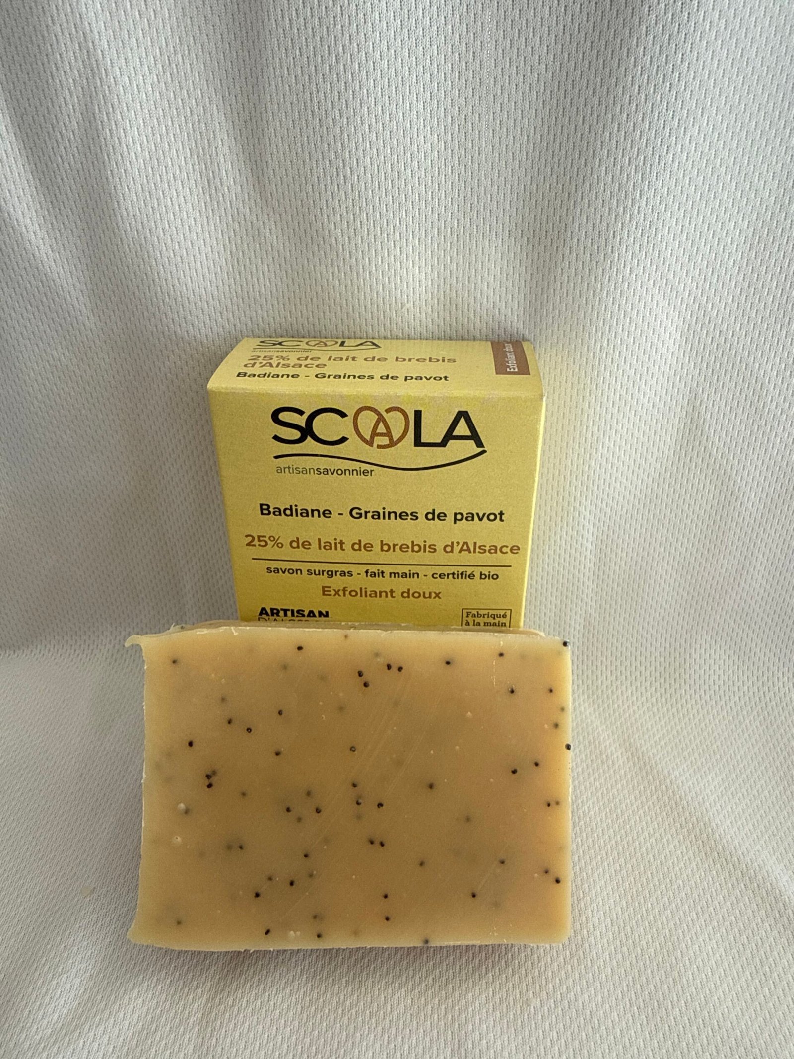 Savon dur "Brebis Badiane, graines de pavot"